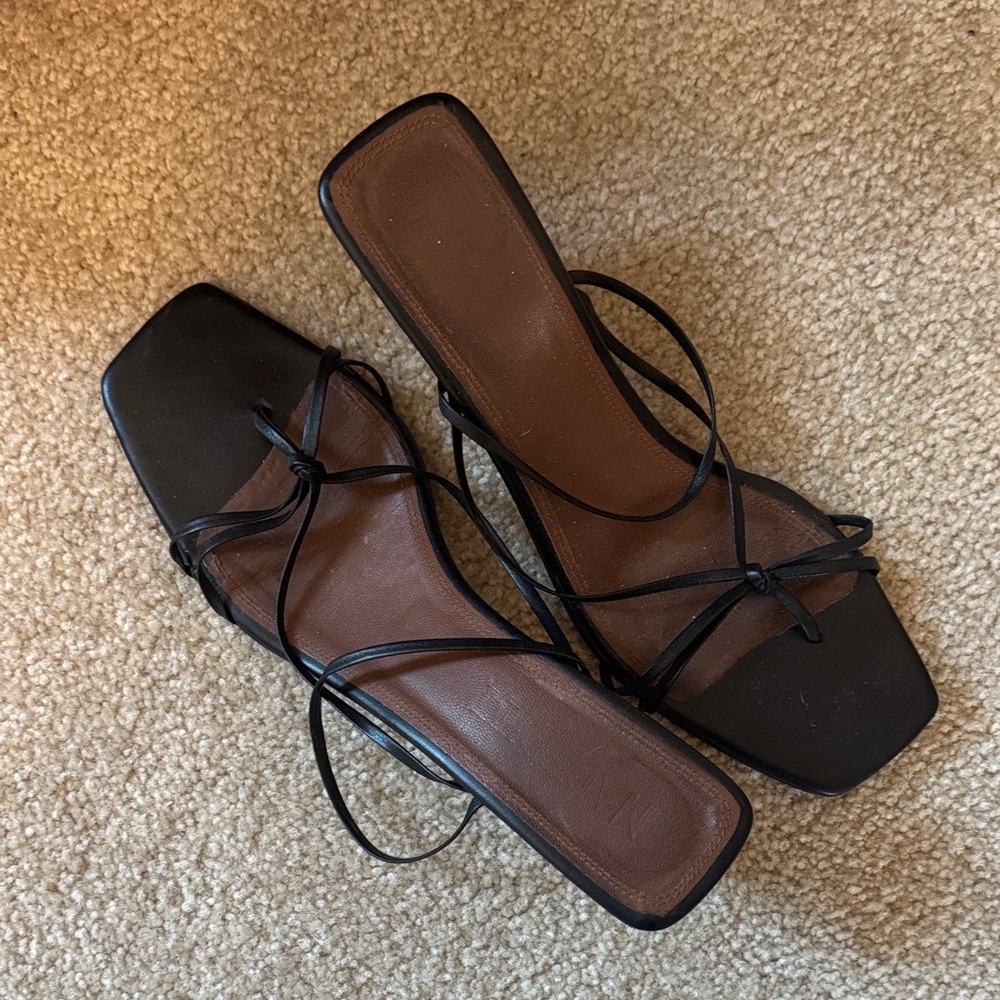 Martinez Heels